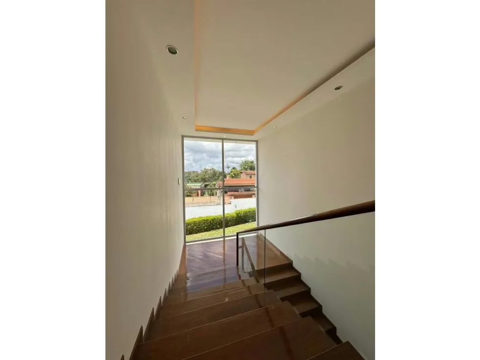 Casa En Venta en La Lagunita Calle Cerrada - 25