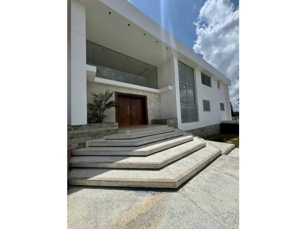 Casa En Venta en La Lagunita Calle Cerrada - 5