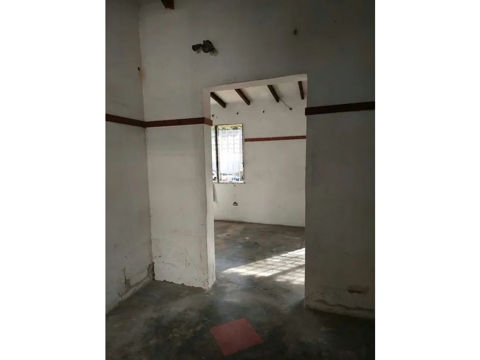 Se alquila casa para comercio o deposito 75m2 El Hatillo 2557 - 9