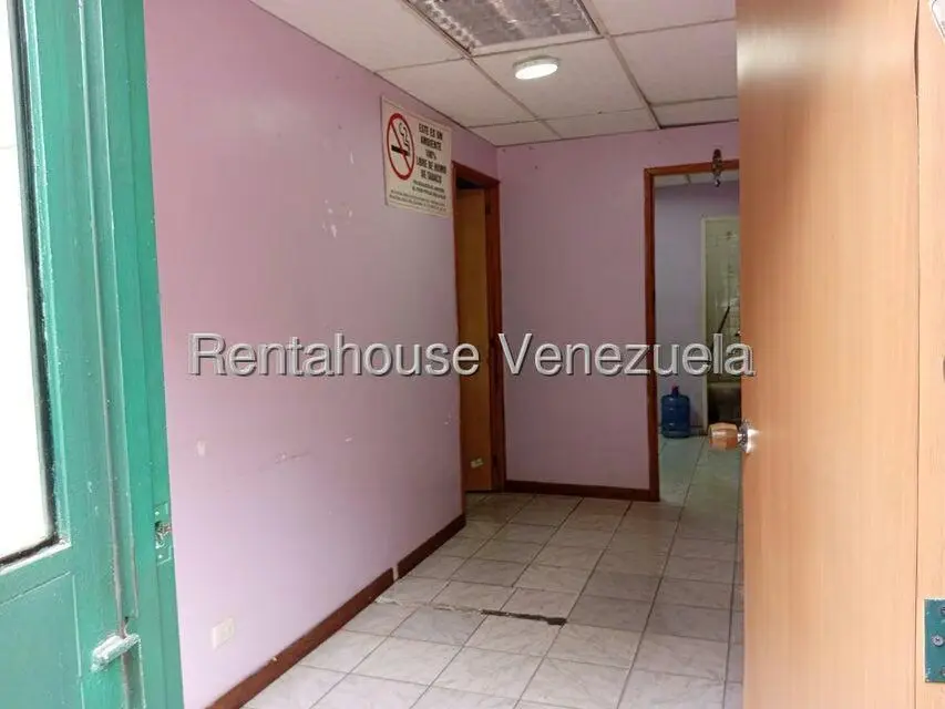 Local Comercial en Alquiler en El Paraiso, Distrito Metropolitano - 3