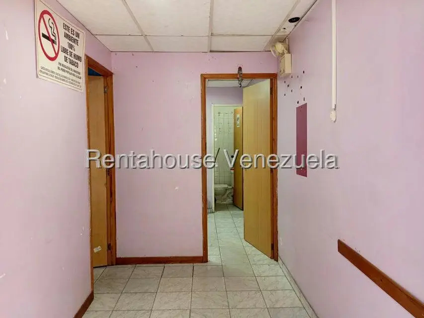Local Comercial en Alquiler en El Paraiso, Distrito Metropolitano - 4