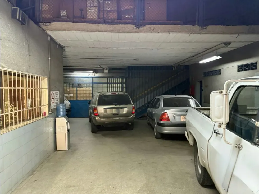 En venta galpón industrial La Yaguara.Municipio Libertador.Caracas - 2