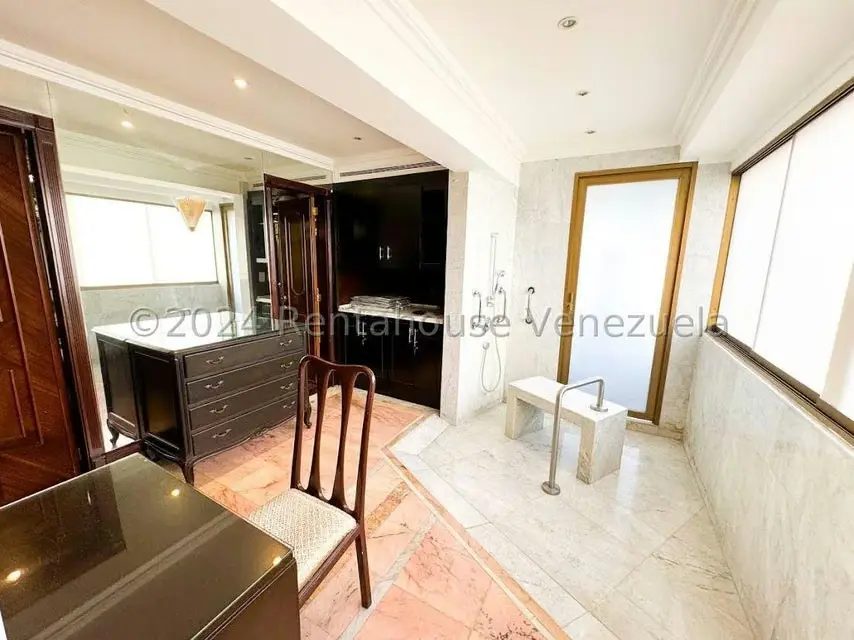Apartamento (1 Nivel) en Venta en La Castellana, Distrito Metropolitano - 42