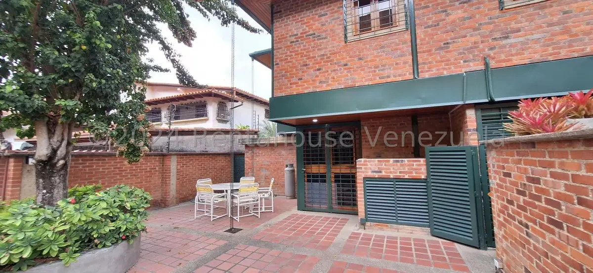 Casa (Multipes Niveles) en Venta en El Hatillo, Distrito Metropolitano - 2