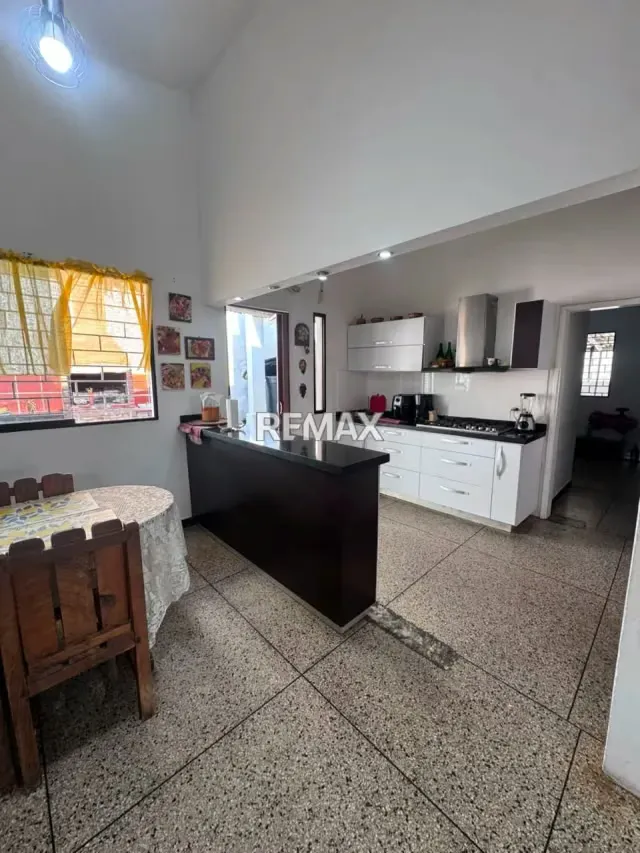 HERMOSA CASA EN CARVAJAL CERCA DE LA UVM, URB PACHECO - 6