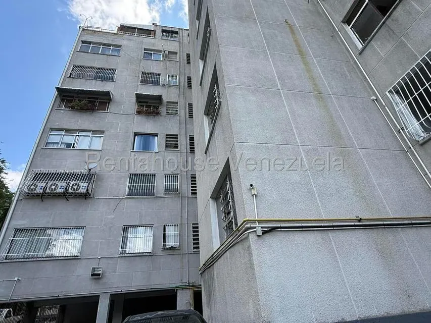 Apartamento (1 Nivel) en Venta en Vista Alegre, Distrito Metropolitano - 41