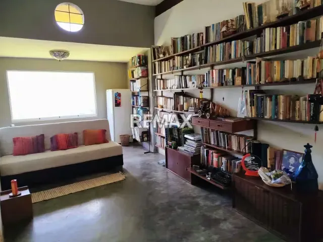 Venta de Acogedora Casa Tipo Rustico en la Urb. Karimao, Parque Caiza - 2