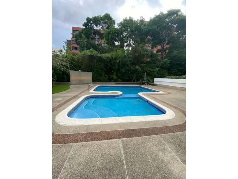 Alquiler apartamento 235m2 Colinas de Valle Arriba 9476