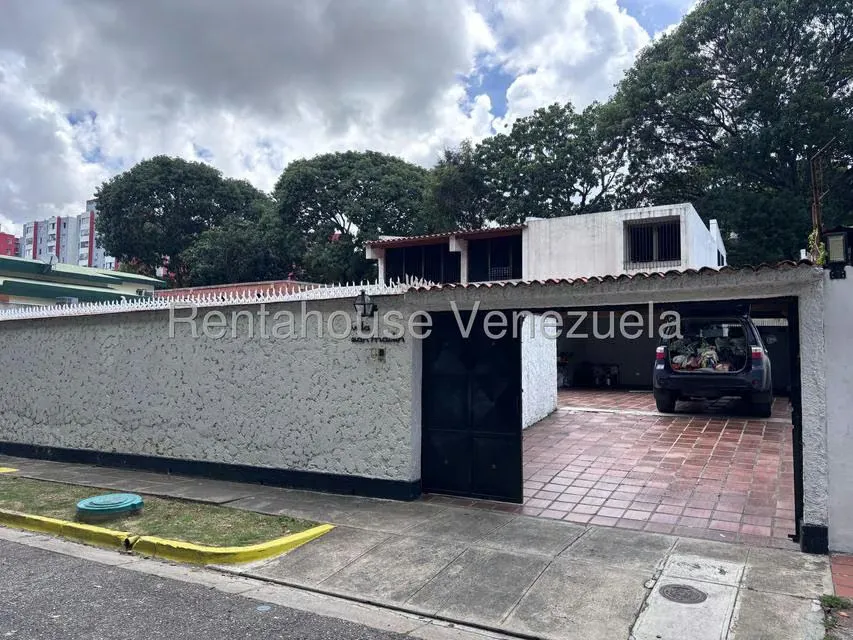 Casa (Duplex) en Venta en Montalban I, Distrito Metropolitano