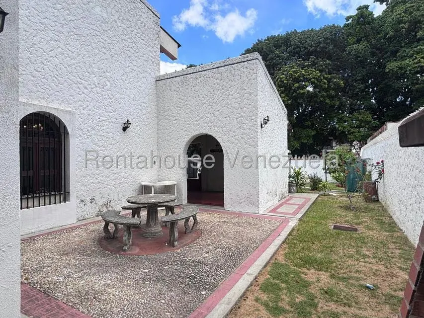 Casa (Duplex) en Venta en Montalban I, Distrito Metropolitano - 12