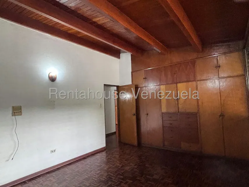 Casa (Duplex) en Venta en Montalban I, Distrito Metropolitano - 46