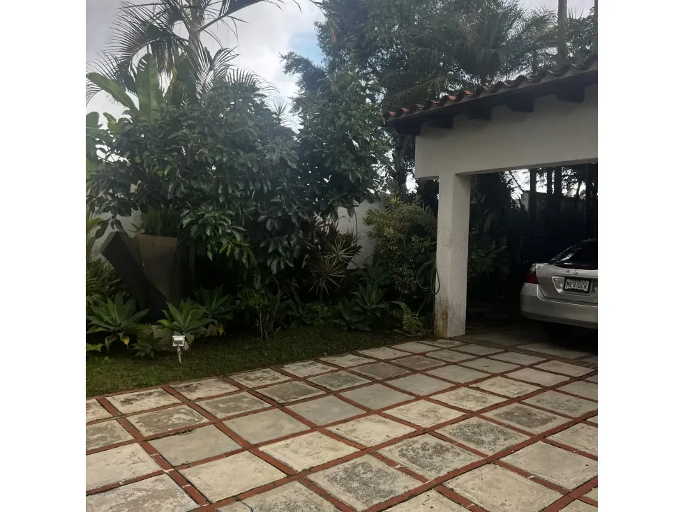Casa en venta en Lomas de la Lagunita bien mantenida - 19