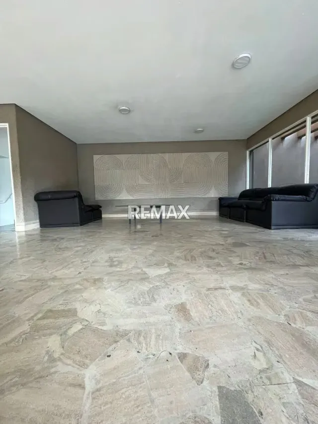 En Alquiler: Exclusivo Apartamento Ejecutivo en Colinas de Bello Monte