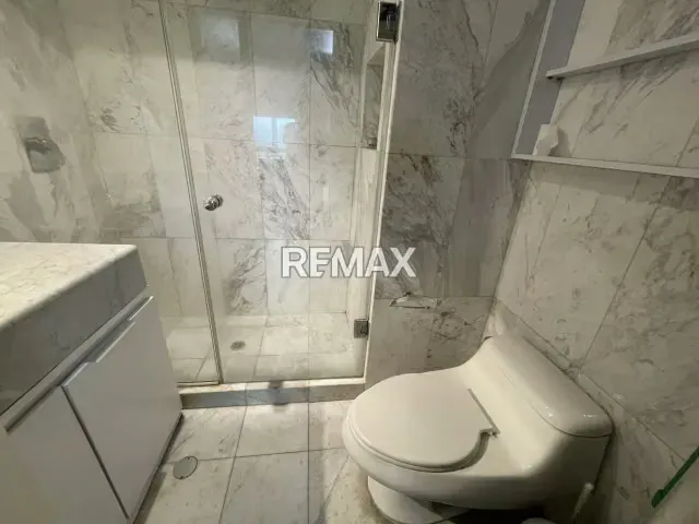 En Alquiler: Exclusivo Apartamento Ejecutivo en Colinas de Bello Monte - 13
