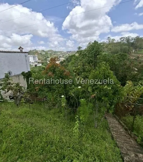 Casa (Duplex) en Venta en La Arboleda, Miranda - 16