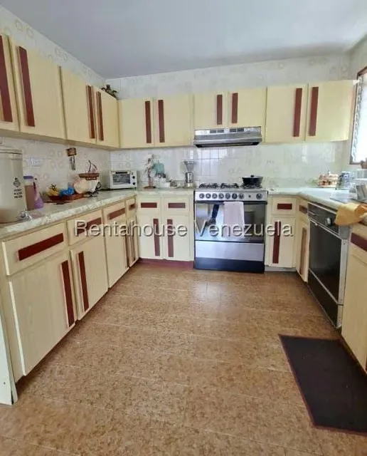 Casa (Duplex) en Venta en La Arboleda, Miranda - 7