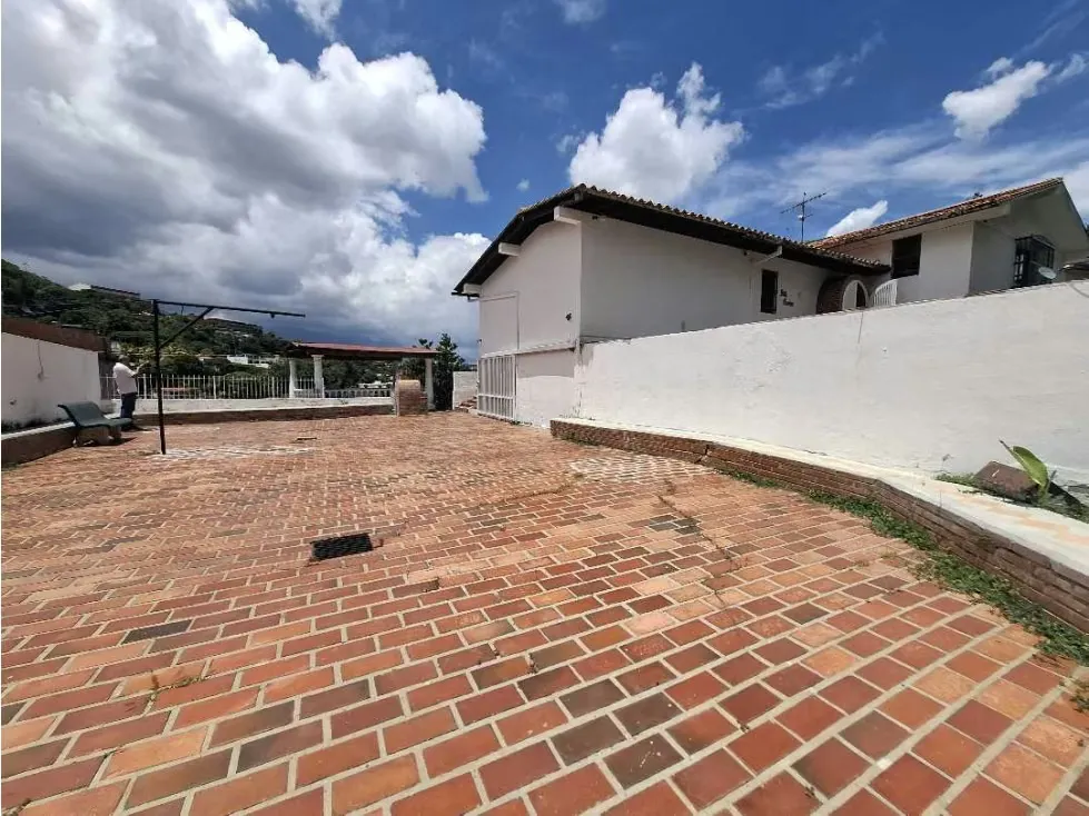 VENTA CASA EN PRADOS DEL ESTE - 6