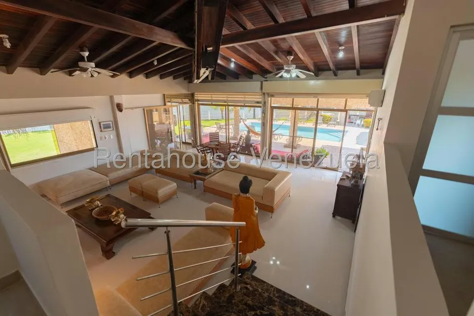 Casa (Duplex) en Venta en Ciudad Balneario Higuerote, Miranda - 19