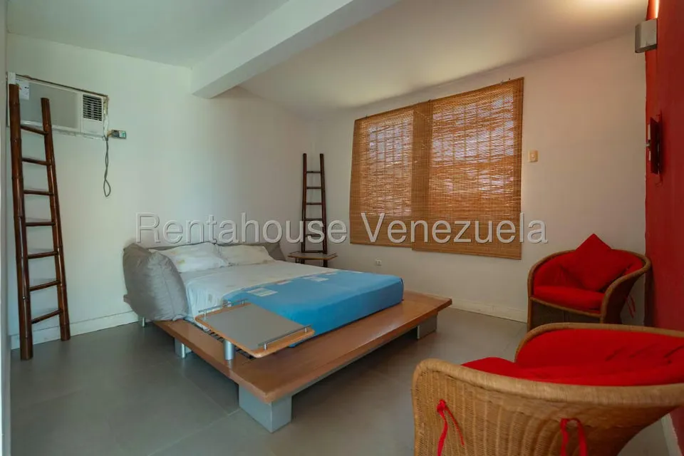 Casa (Duplex) en Venta en Ciudad Balneario Higuerote, Miranda - 30