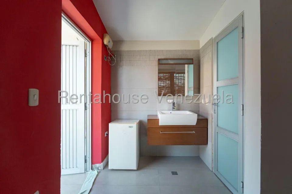 Casa (Duplex) en Venta en Ciudad Balneario Higuerote, Miranda - 31