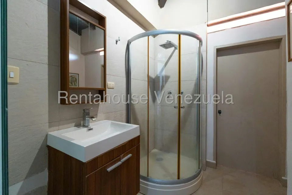 Casa (Duplex) en Venta en Ciudad Balneario Higuerote, Miranda - 40