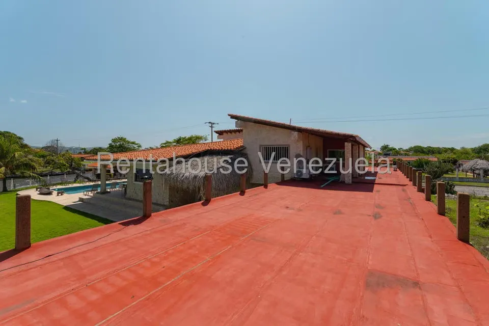 Casa (Duplex) en Venta en Ciudad Balneario Higuerote, Miranda - 43