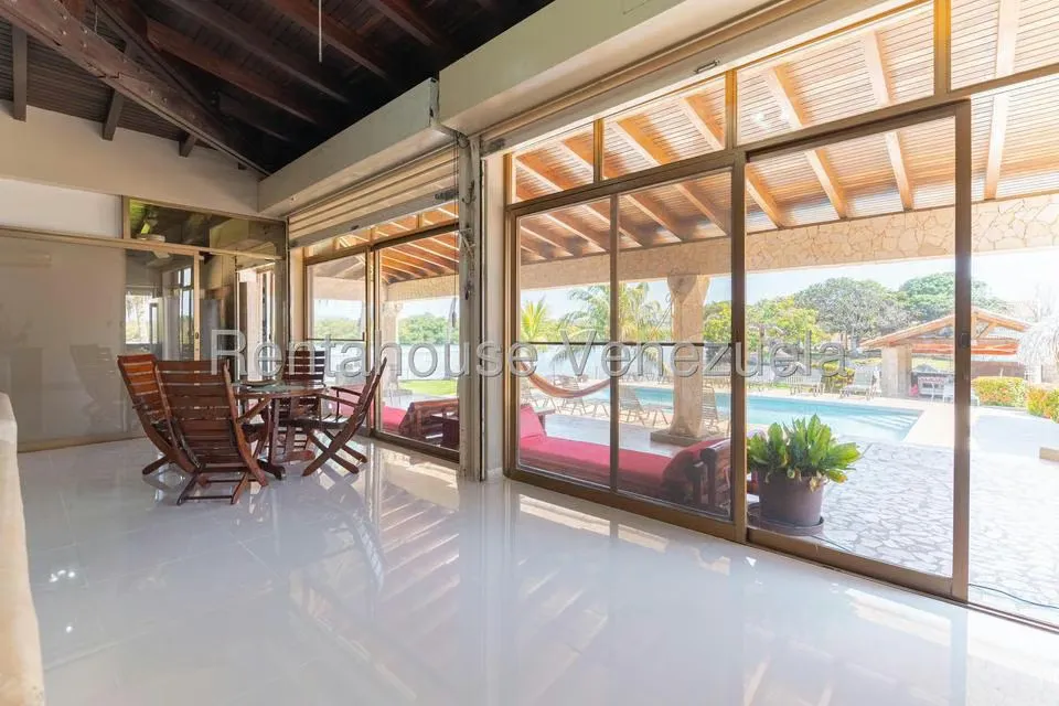 Casa (Duplex) en Venta en Ciudad Balneario Higuerote, Miranda - 47