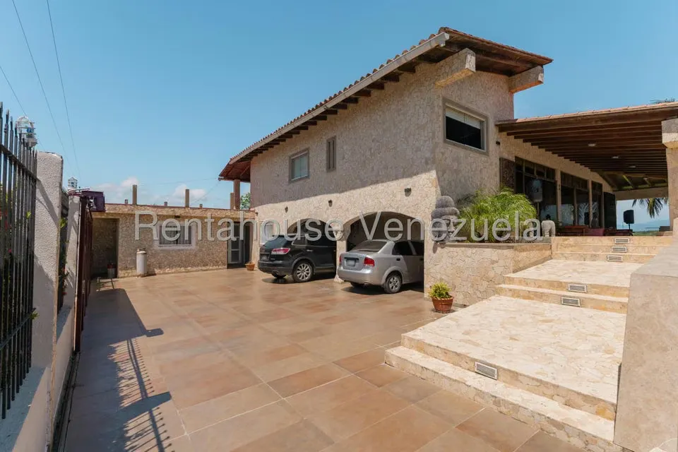 Casa (Duplex) en Venta en Ciudad Balneario Higuerote, Miranda - 56