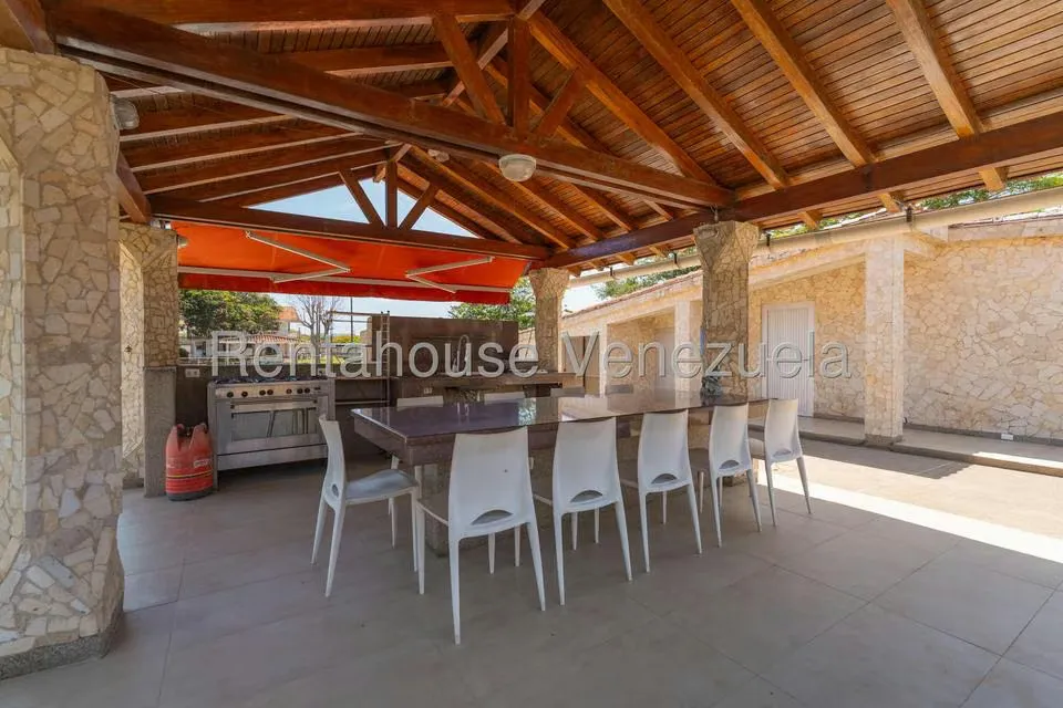 Casa (Duplex) en Venta en Ciudad Balneario Higuerote, Miranda - 68