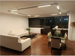 View 3