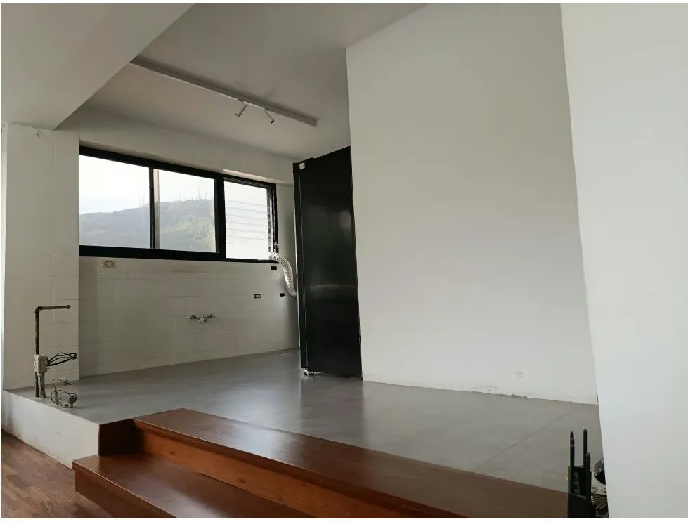 Vendo apartamento 138m2 Las Esmeraldas 0128 - 4