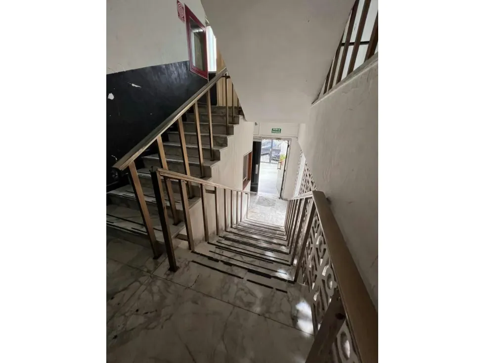 Se vende edificio industrial 654m2 La Urbina 4363 - 6