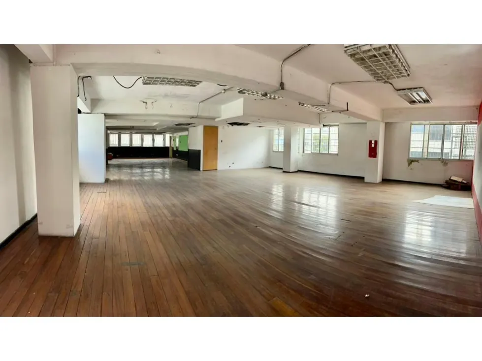 Se vende edificio industrial 654m2 La Urbina 4363 - 7