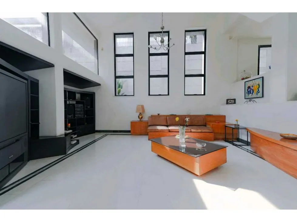 Elegante Casa en Venta en Colinas de Vista Alegre 800C 420T - 16