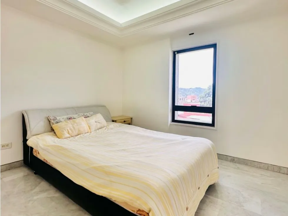 Elegante Casa en Venta en Colinas de Vista Alegre 800C 420T - 31
