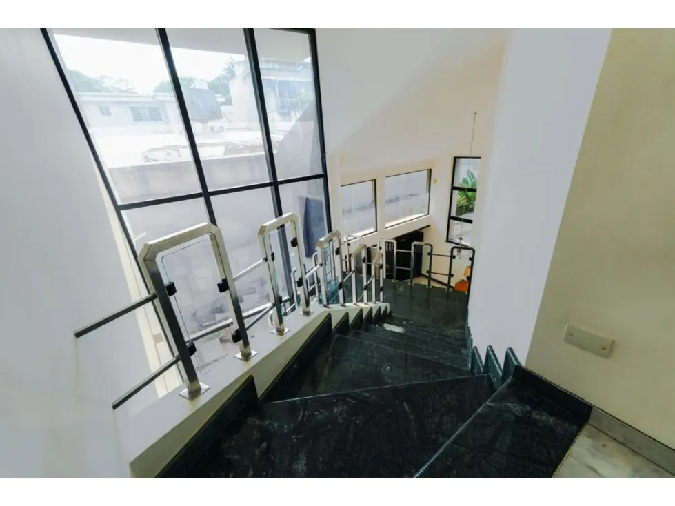 Elegante Casa en Venta en Colinas de Vista Alegre 800C 420T - 42