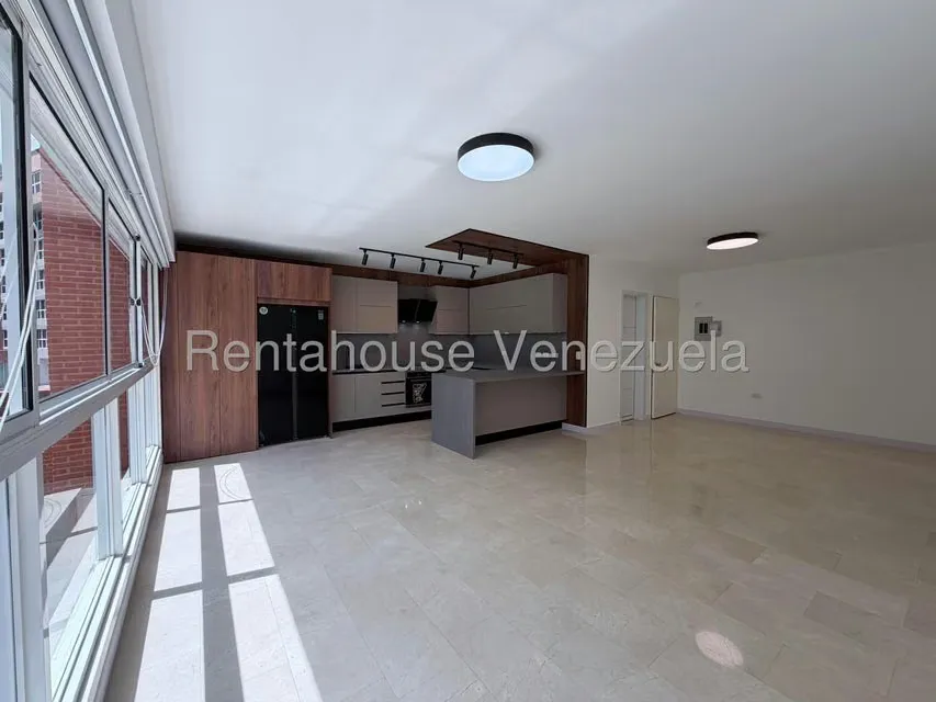 Apartamento (1 Nivel) en Venta en La Boyera, Distrito Metropolitano - 11