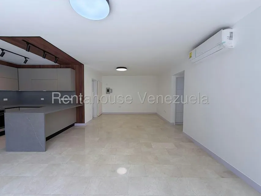 Apartamento (1 Nivel) en Venta en La Boyera, Distrito Metropolitano - 12