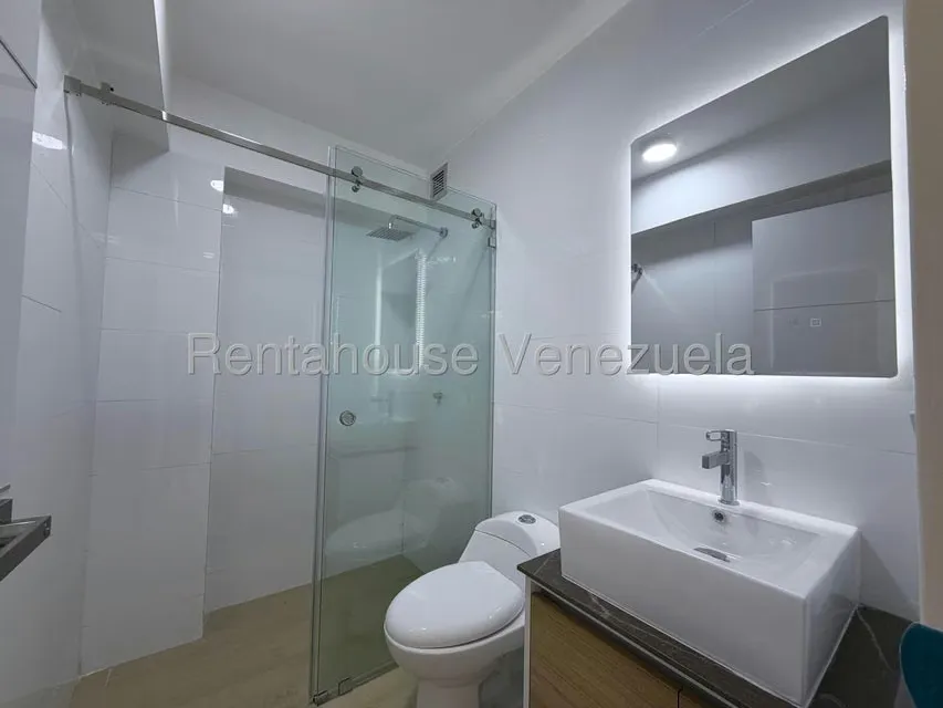 Apartamento (1 Nivel) en Venta en La Boyera, Distrito Metropolitano - 14