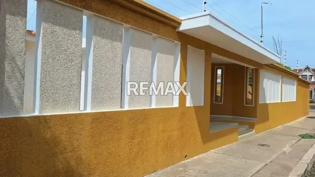 VENDO CASA EN MARANORTE TERCERA ETAPA