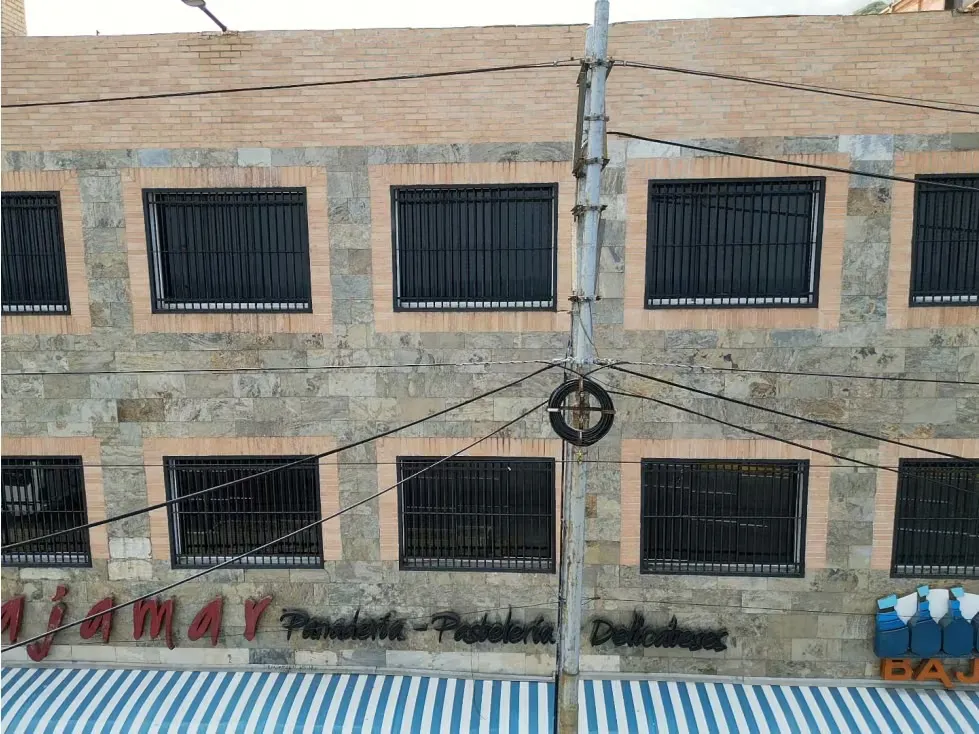 Edificio en venta - La Guaira - 3
