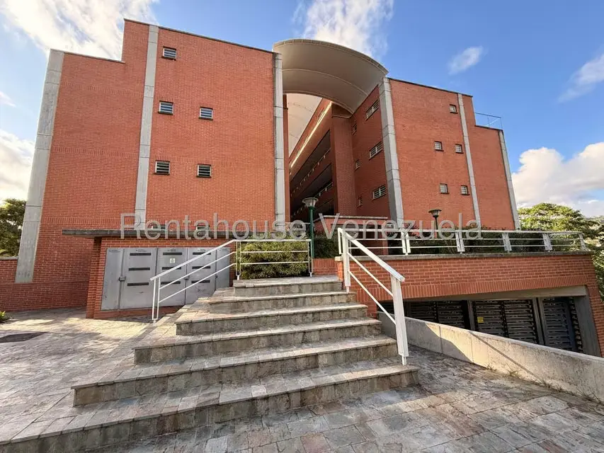 Apartamento (1 Nivel) en Alquiler en El Hatillo, Distrito Metropolitano - 4