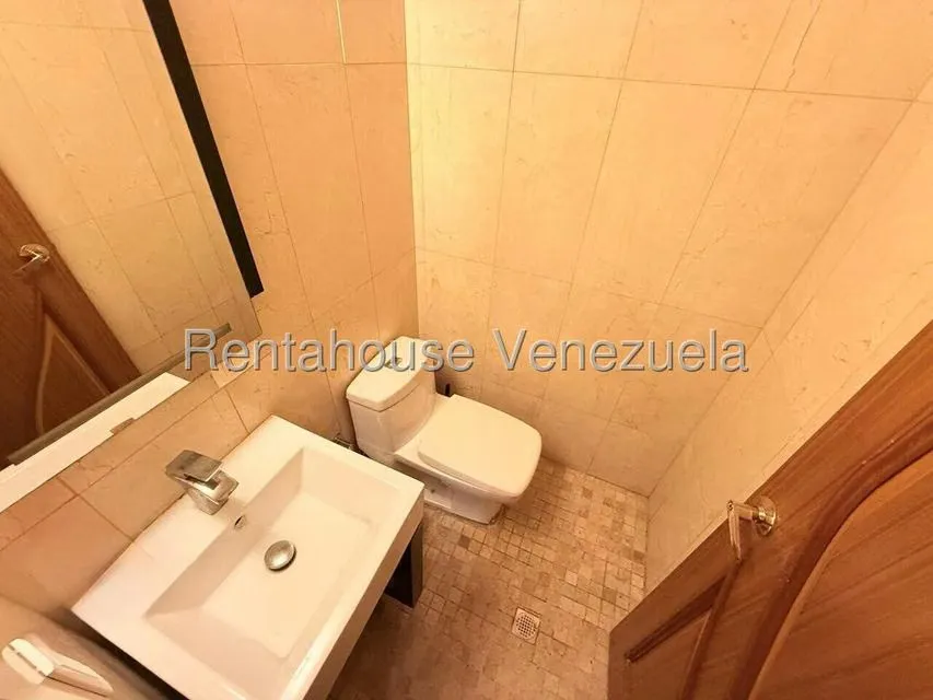 Apartamento (1 Nivel) en Venta en Parroquia Santa Rosa, Lara - 16