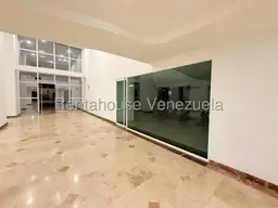 Vista 44