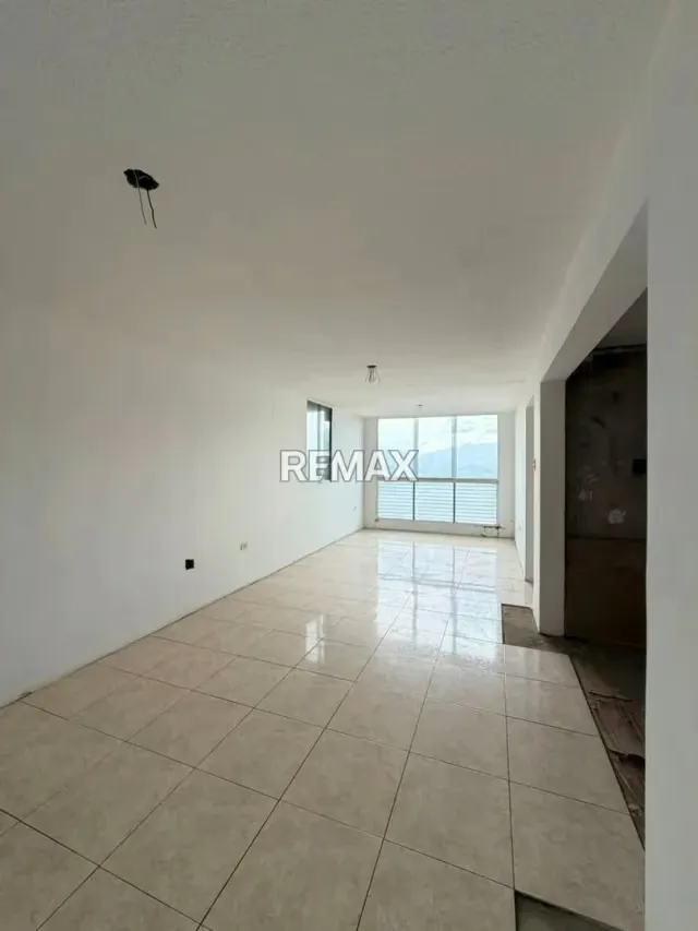 Venta de apto en Residencias Alcazar, - 5