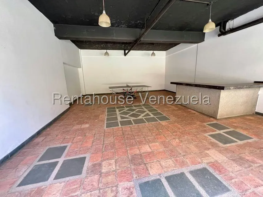 Apartamento (Duplex) en Venta en La Boyera, Distrito Metropolitano - 35