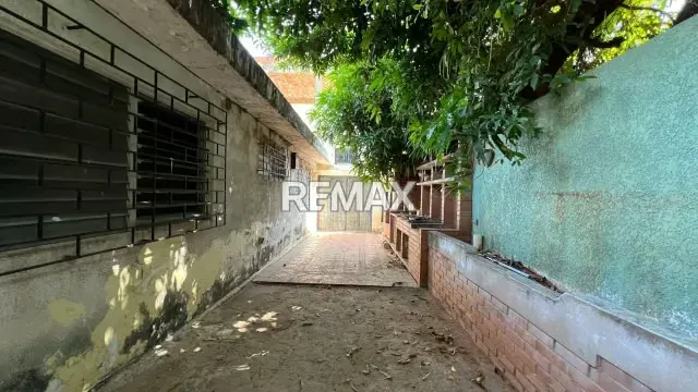 Casa en tierra negra - 2