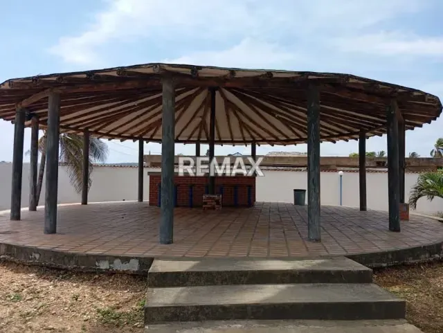 SE VENDE APARTAMENTO - 16