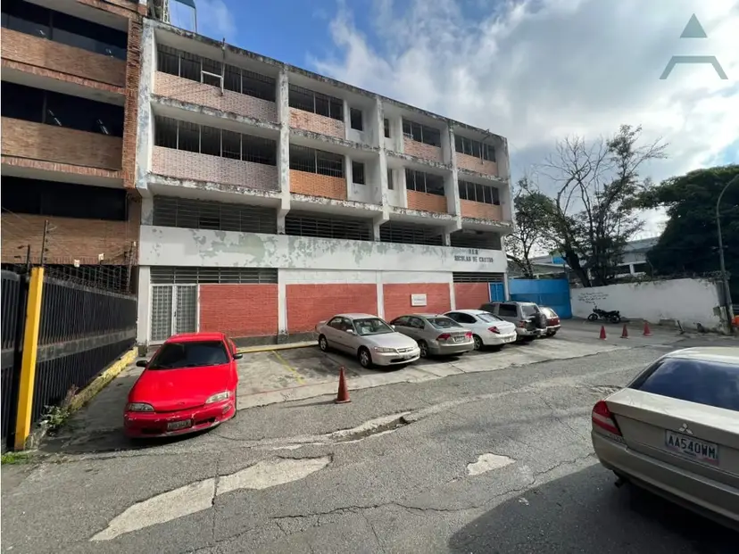 Se Vende Edificio industrial 7000m² Los Ruices