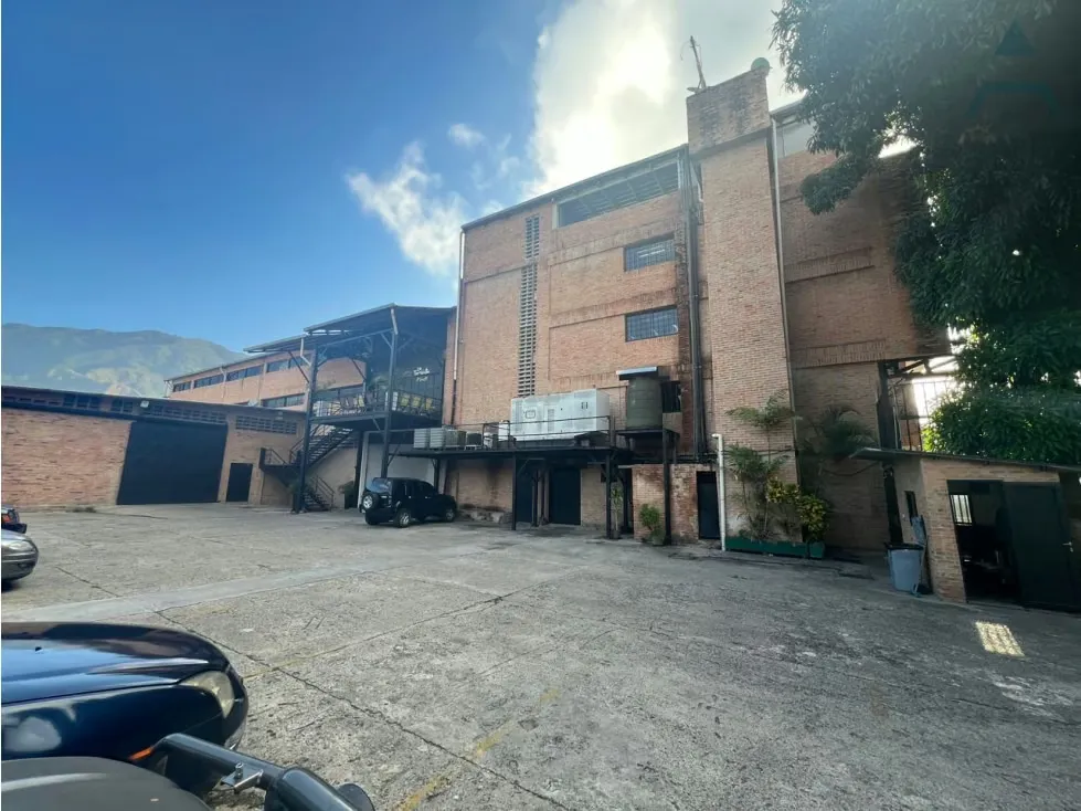 Se Vende Edificio industrial 7000m² Los Ruices - 27
